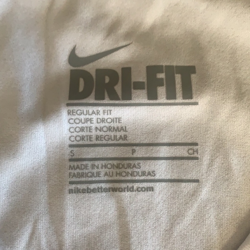 Nike Dri Fit shirt - Picture 4 of 5